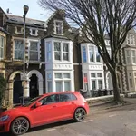 Rent 2 bedroom apartment in Cardiff