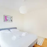 Rent 3 bedroom apartment of 1227 m² in Paris