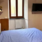 Rent a room in turin