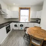 Rent 4 bedroom house in Leeds