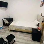 Rent a room in lisbon