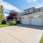 4 bedroom house of 2680 sq. ft in Calgary