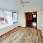 Rent 3 bedroom flat in Wales