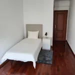 Rent 3 bedroom apartment in Lisbon