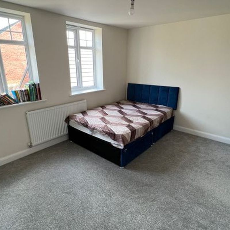 Room to rent in Cheviot Road, Westbury, Wiltshire BA13