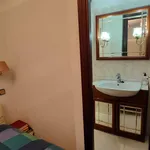 Rent 3 bedroom apartment in Zaragoza