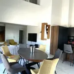 Rent 4 bedroom apartment of 106 m² in Marseille