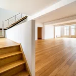 Huur 3 slaapkamer appartement van 345 m² in Ixelles