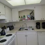 Rent 2 bedroom apartment of 73 m² in Sarasota