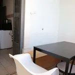 Rent a room in lisbon