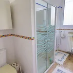 Appartement de 71 m² avec 4 chambre(s) en location à Chatou