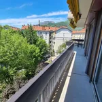 Appartement de 80 m² avec 3 chambre(s) en location à Grenoble