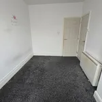 Flat to rent in Pearson Street, Stourbridge DY9