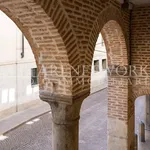 Rent 4 bedroom apartment of 91 m² in Padua