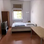 Miete 3 Schlafzimmer wohnung von 72 m² in Frankfurt am Main