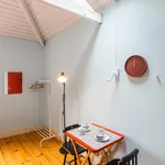 Rent 1 bedroom apartment of 30 m² in Porto