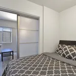 Appartement de 441 m² avec 1 chambre(s) en location à Vancouver