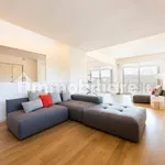 Rent 5 bedroom house of 230 m² in Florence