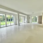 Rent 5 bedroom house of 394 m² in Sint-Pieters-Woluwe