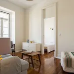 Rent 3 bedroom apartment in lisbon