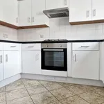 Rent 3 bedroom flat in London