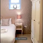 Rent 1 bedroom flat in Yorkshire And The Humber