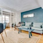 Rent 1 bedroom apartment of 500 m² in Paris