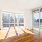 Rent 2 bedroom apartment of 116 m² in New York