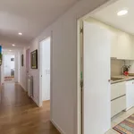 Rent 4 bedroom apartment in Barcelona