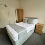 Rent 3 bedroom flat in Dundee