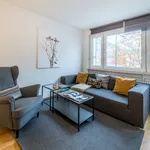 Miete 3 Schlafzimmer wohnung von 56 m² in Frankfurt