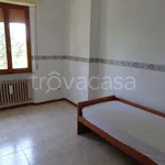 Rent 5 bedroom house of 120 m² in Treia