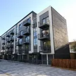 Rent 2 bedroom apartment in London