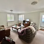 Rent 3 bedroom flat in South West England