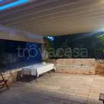 Rent 5 bedroom house of 230 m² in Ostuni