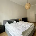 Pronajměte si 2 ložnic/e byt o rozloze 99 m² v Prague