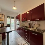 Rent 3 bedroom house of 83 m² in Roma