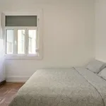 Rent a room in lisbon