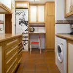 Rent 6 bedroom apartment in Madrid