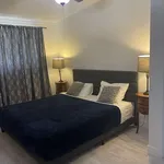 Rent 2 bedroom apartment of 92 m² in Scottsdale