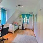 Huur 5 slaapkamer huis van 1800 m² in Lasne