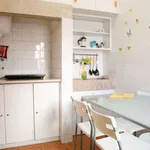 Rent 1 bedroom apartment of 30 m² in lisbon