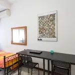 Rent a room in milan