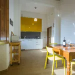 Rent 1 bedroom apartment of 70 m² in Florence