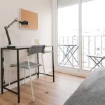 Rent 4 bedroom apartment in Valencia