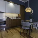 Rent 1 bedroom apartment of 60 m² in Porto