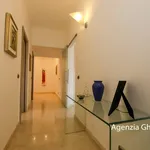 Rent 1 bedroom apartment of 91 m² in Genova