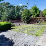 Rent 4 bedroom house in Ballarat North