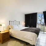 Rent 2 bedroom apartment in West Hollywood