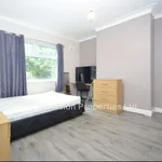 Rent 7 bedroom house in Leeds